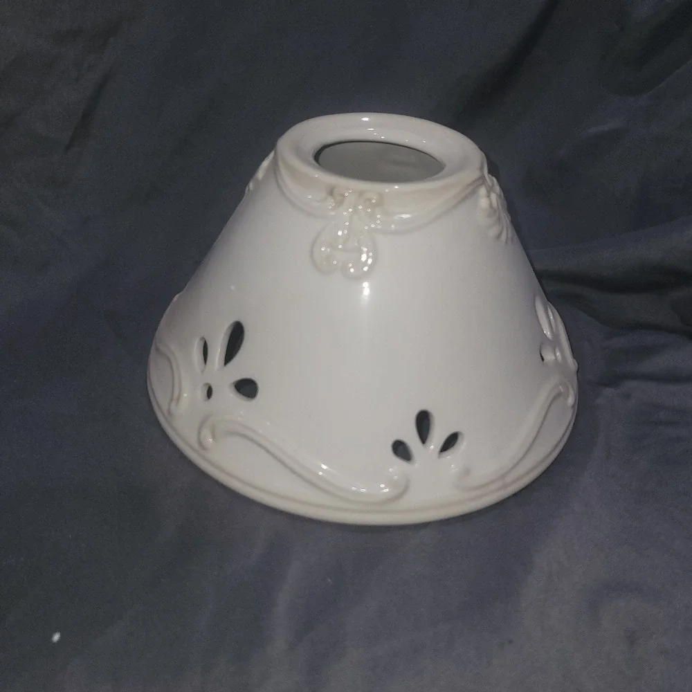 Lenox white filigree